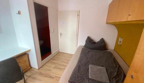 Single Room with Private Bathroom