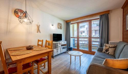Superior One-Bedroom Apartment with Balcony