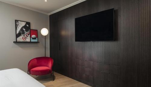 Rose Suite