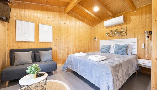 Deluxe Double Room with Extra Bed