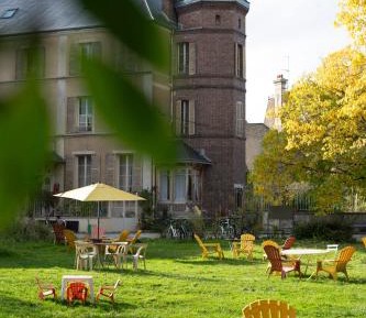 Apartment with View and Balcony