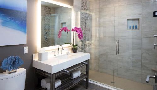 Two-Bedroom King Suite - Gulf Front