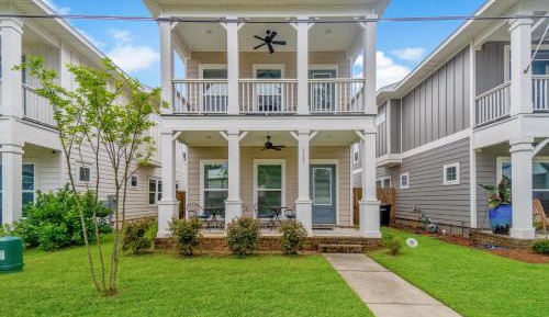 Three-Bedroom Holiday Home 