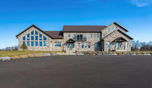 Six-Bedroom House