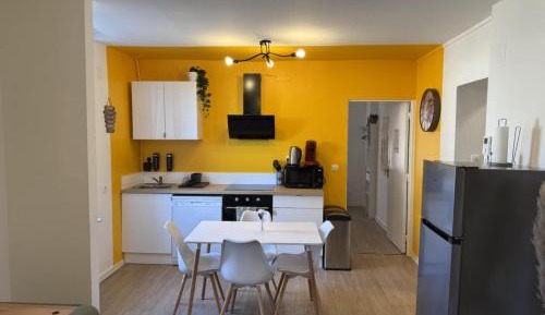 One-Bedroom Apartment - Non-Smoking