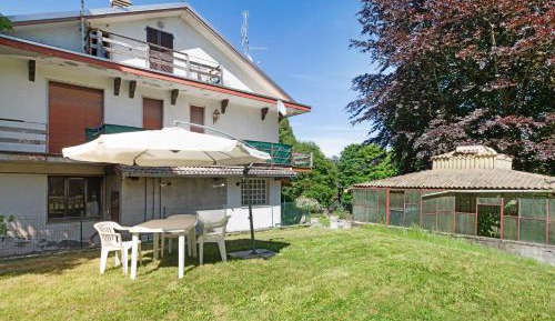 Three-Bedroom Superior Apartment