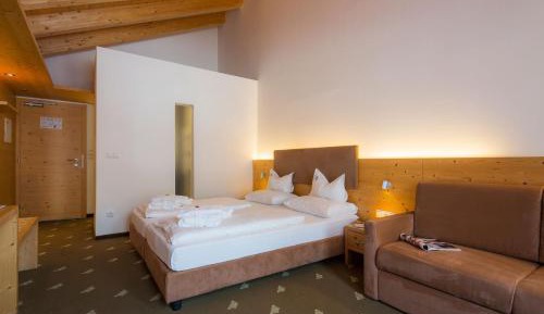 Double or Twin Room - Attic