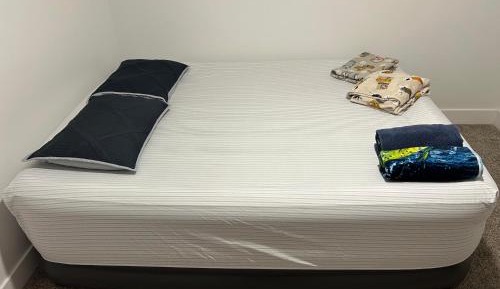 Queen Room with Shared Bathroom