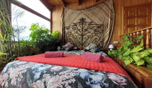 Studio Double Bed – Sea Views – “Suite”