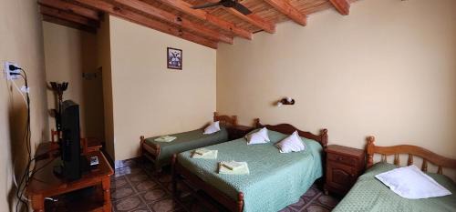 Quadruple Room with Private Bathroom