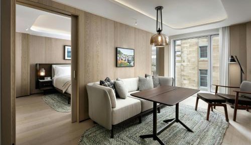 Junior King Suite with City View