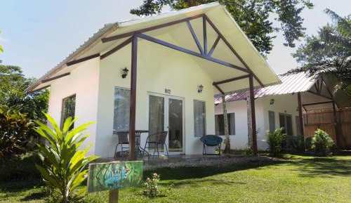Deluxe Bungalow with Garden View