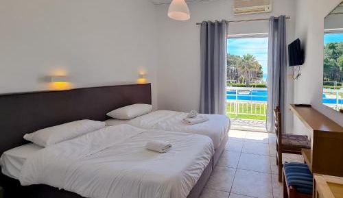 Standard Double or Twin Room with Sea View