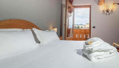 Deluxe Family Suite