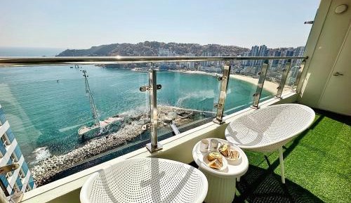 Deluxe Double Room with Balcony and Sea View