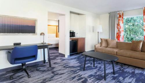 Two-Bedroom Suite with King and Sofa Bed - Courtyard View