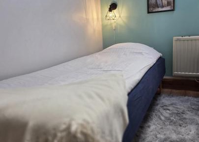 Standard Twin Room with Shared Bathroom