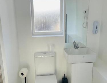 Deluxe Double Room with Shower