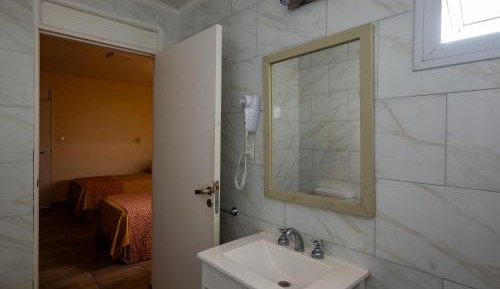 Twin Room with Private Bathroom
