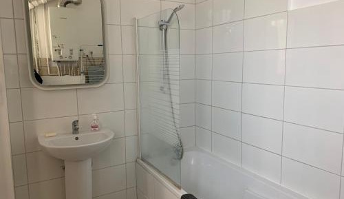 Three-Bedroom Apartment - High Floor