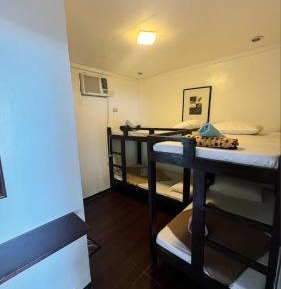 4-Bed Mixed Dormitory Room