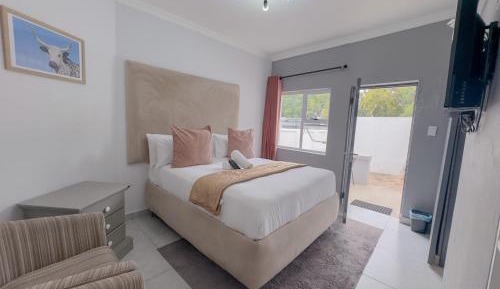 Queen Room