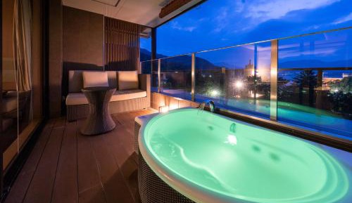 Suite with Tatami Area and Open-Air Bath