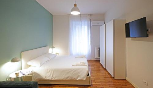 One-Bedroom Family Apartment