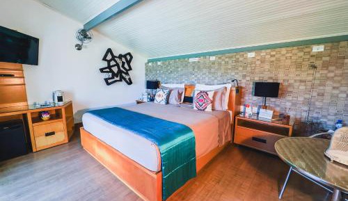 Deluxe Suite with Sea View