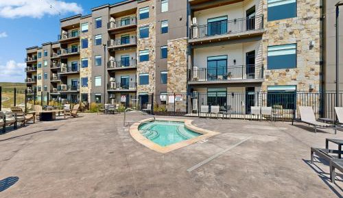 One Bedroom Apartment