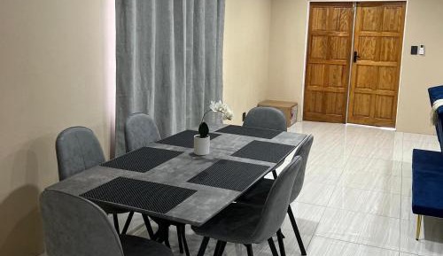 Deluxe Family Suite