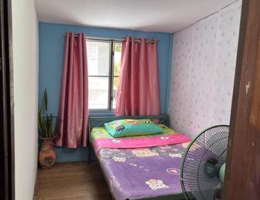 Single Room with Shared Bathroom