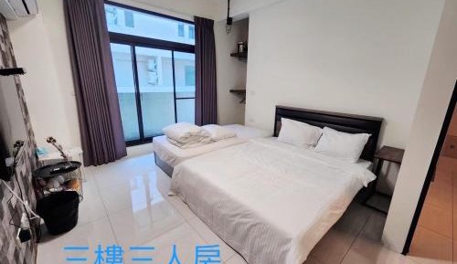 Studio Apartment with One Double Bed