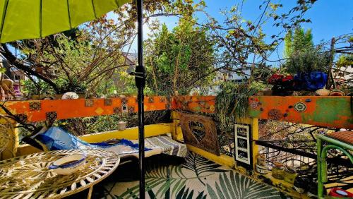 Apartment with Garden View