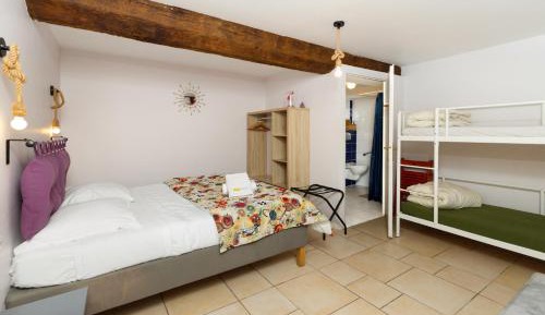 Standard Family Room