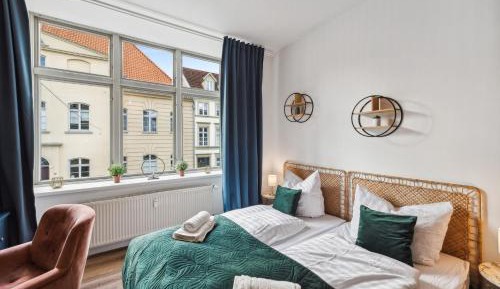 Two-Bedroom Apartment with City View