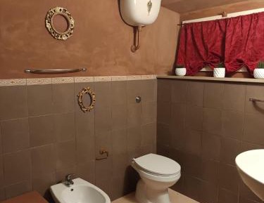 Double or Twin Room with Private Bathroom