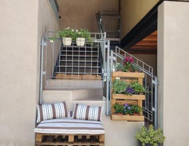 Studio Apartment with Balcony