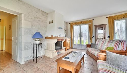 Two-Bedroom Holiday Home