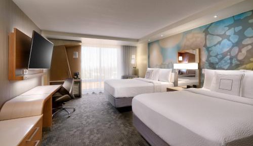 Double Queen Room