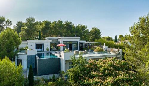 Villa with Sea View