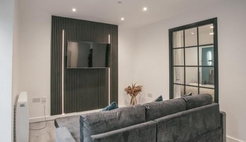 Deluxe Apartment