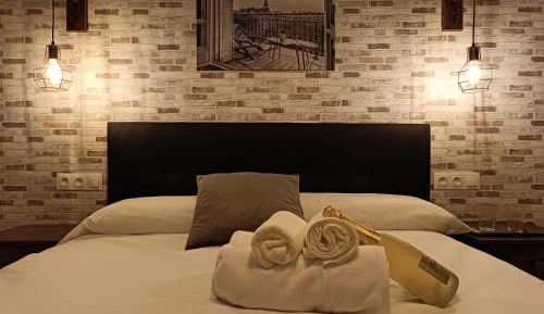 Double Room with Private External Bathroom