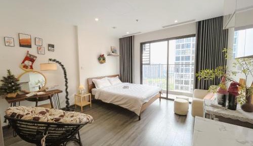 Apartment with View and Balcony