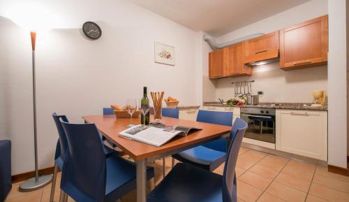 Two-Bedroom Apartment with Mountain View