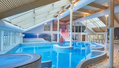 Three-Bedroom Holiday Home 