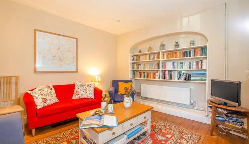 Two-Bedroom Holiday Home