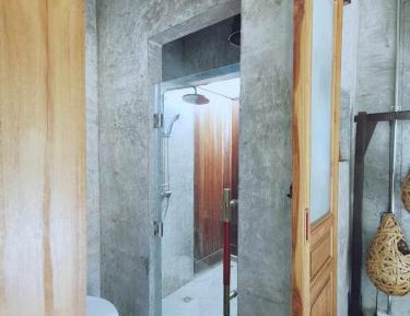 Cottage with Garden View