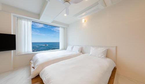 Triple Room with Sea View 2