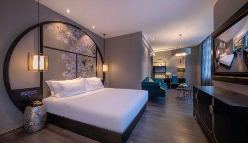 One-Bedroom Suite
